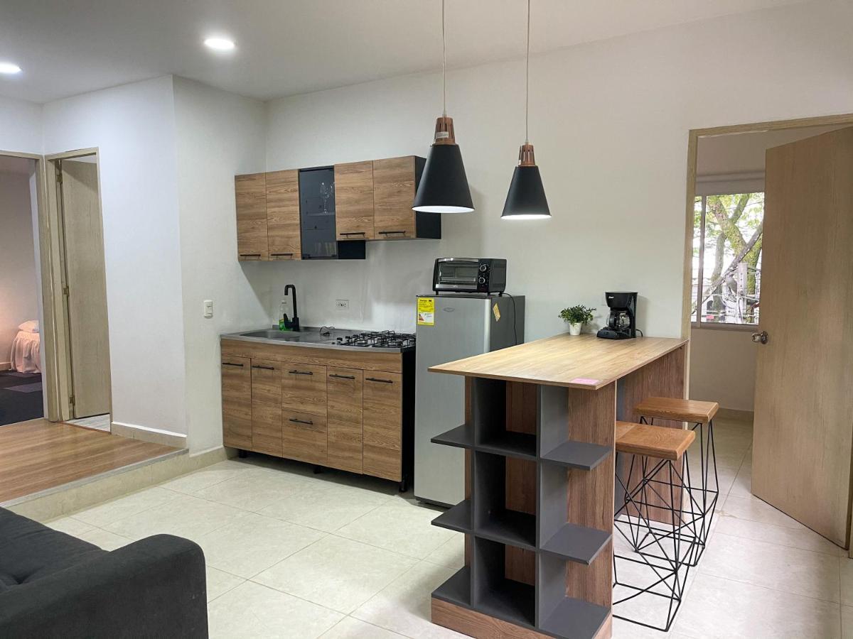 Appartement Apartamento Lleras à Medellín Extérieur photo
