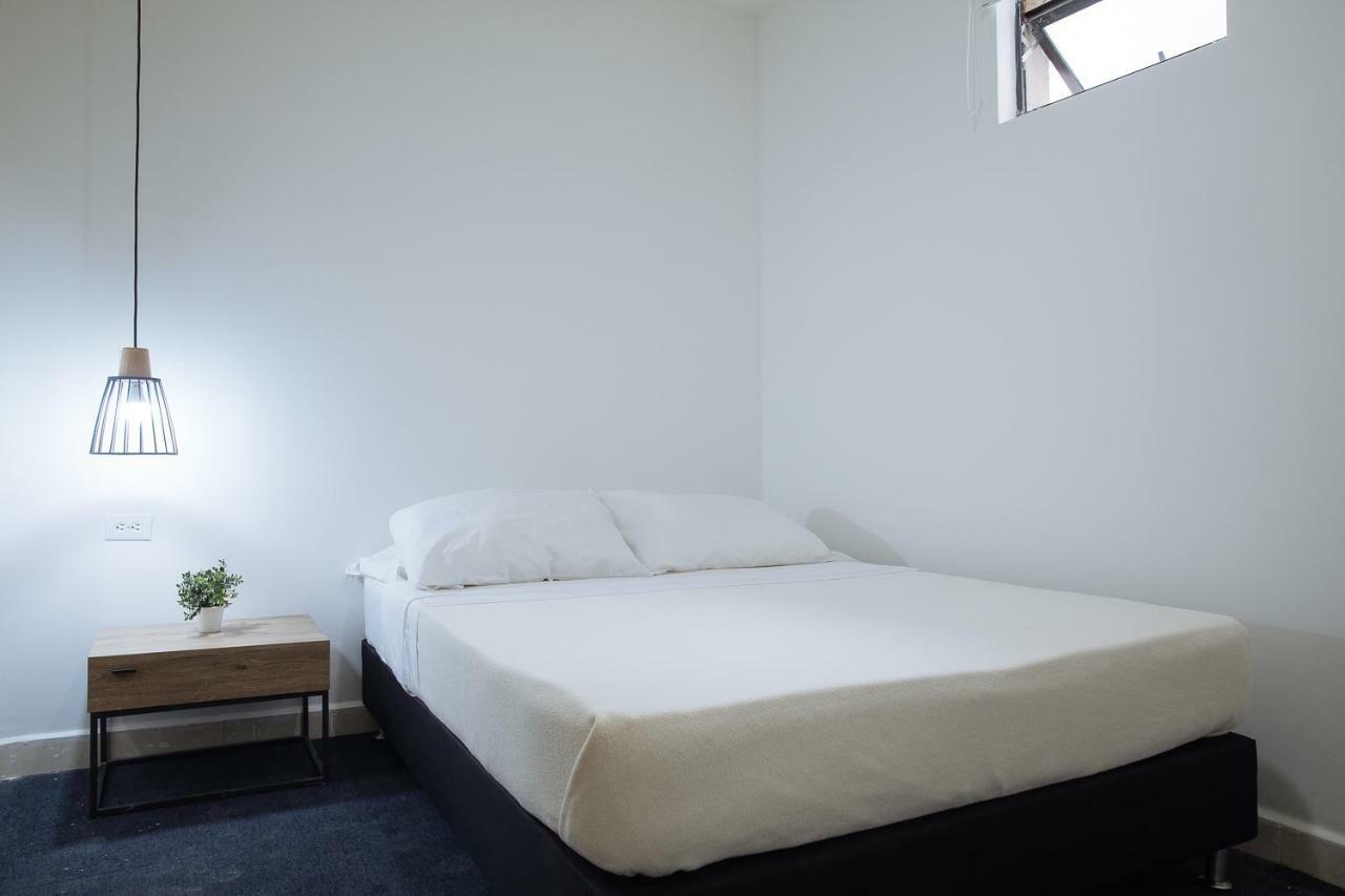 Appartement Apartamento Lleras à Medellín Extérieur photo